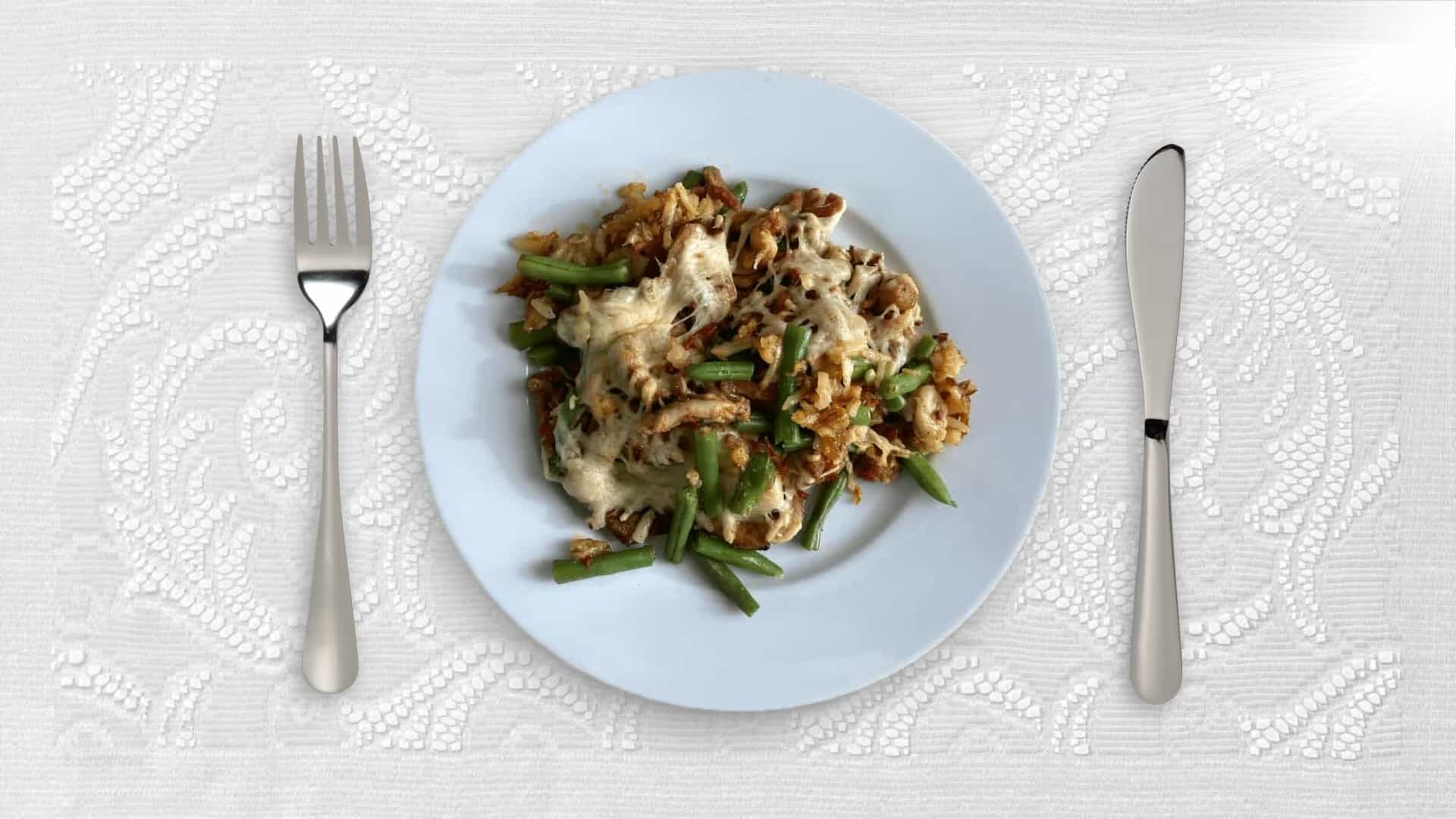 Kip met sperziebonen en rösti