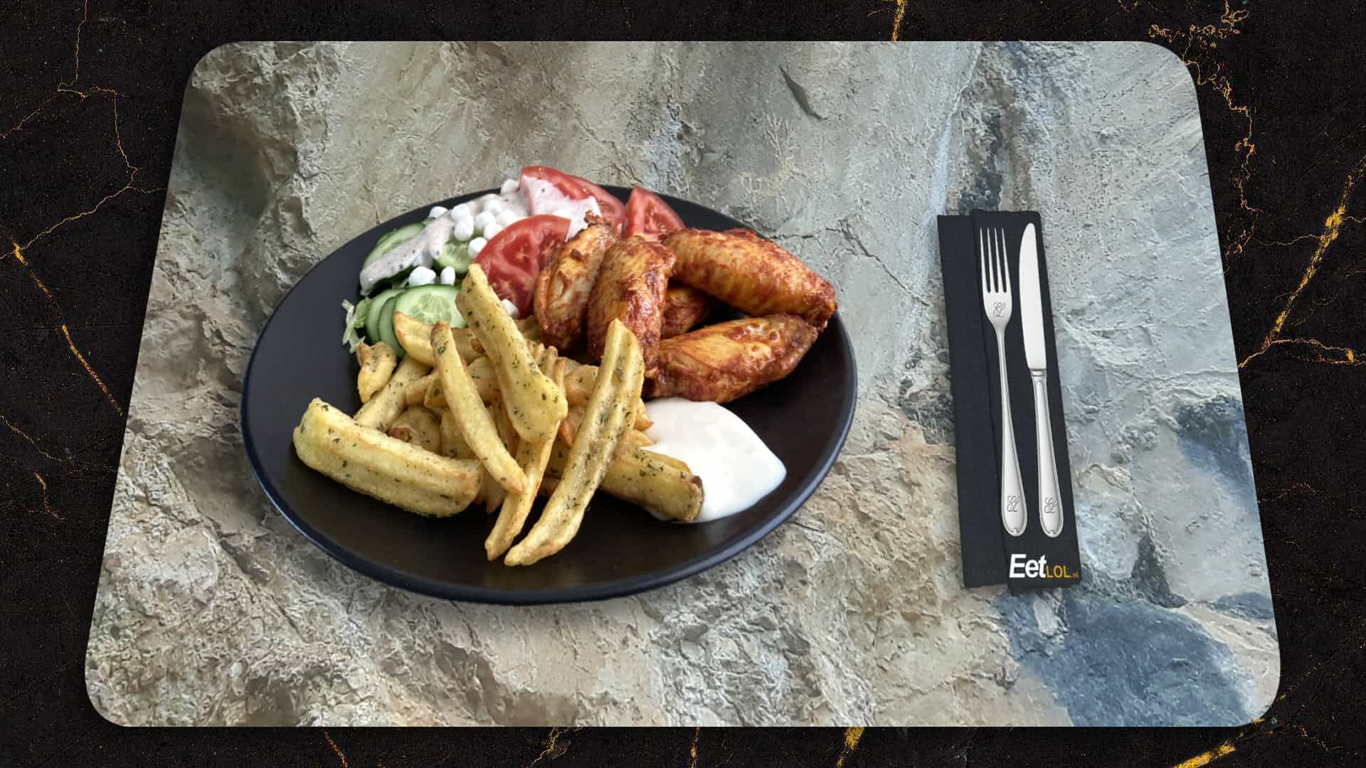 Kipborrelhapjes met knoflookfriet